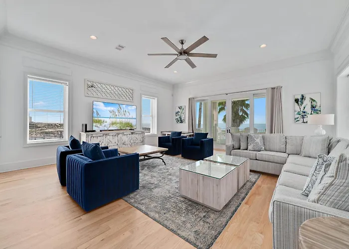 Holiday home Kiva Grand By Gsvr - Spectacular Beachfront Family Retreat With Pool & Hot Tub - Free Activities And Golf