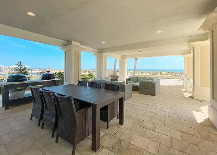 Holiday home Kiva Grand By Gsvr - Spectacular Beachfront Family Retreat With Pool & Hot Tub - Free Activities And Golf